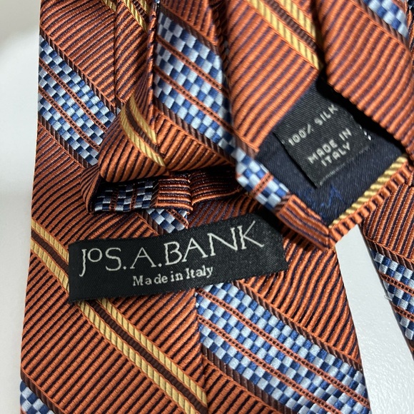 JoS. A. Bank Tie - Picture 3 of 6